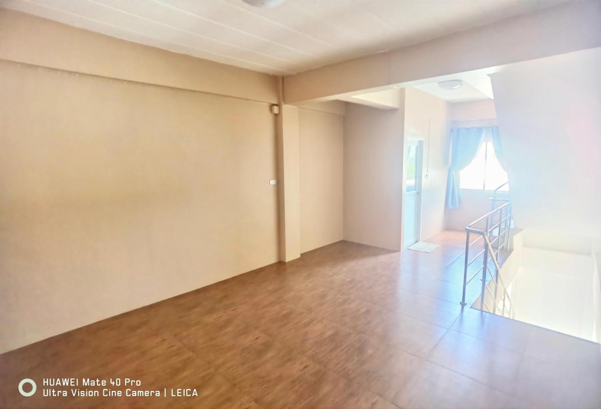 115 Townhouse Ξενοδοχείο Ban Khlong Krang Εξωτερικό φωτογραφία