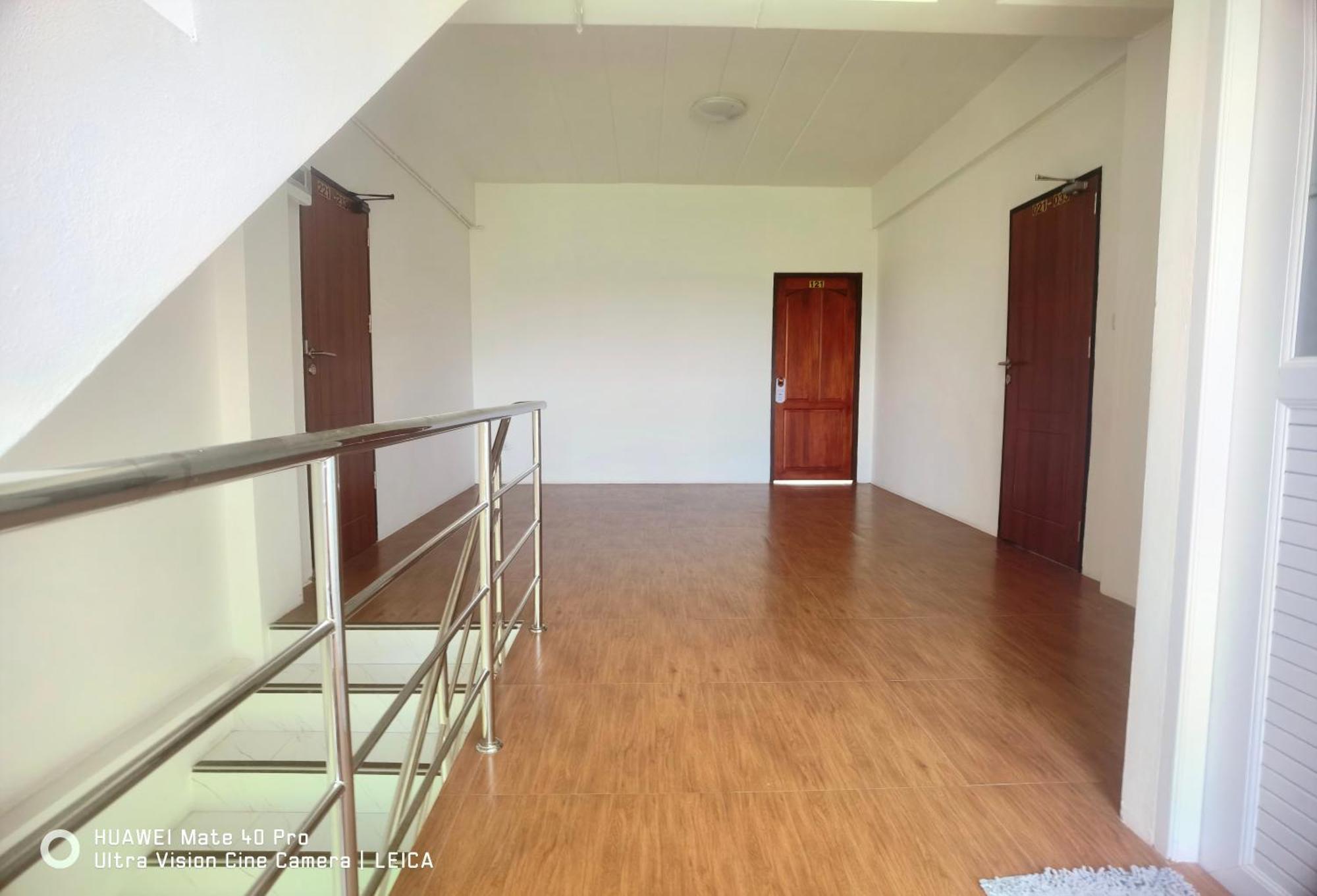 115 Townhouse Ξενοδοχείο Ban Khlong Krang Εξωτερικό φωτογραφία