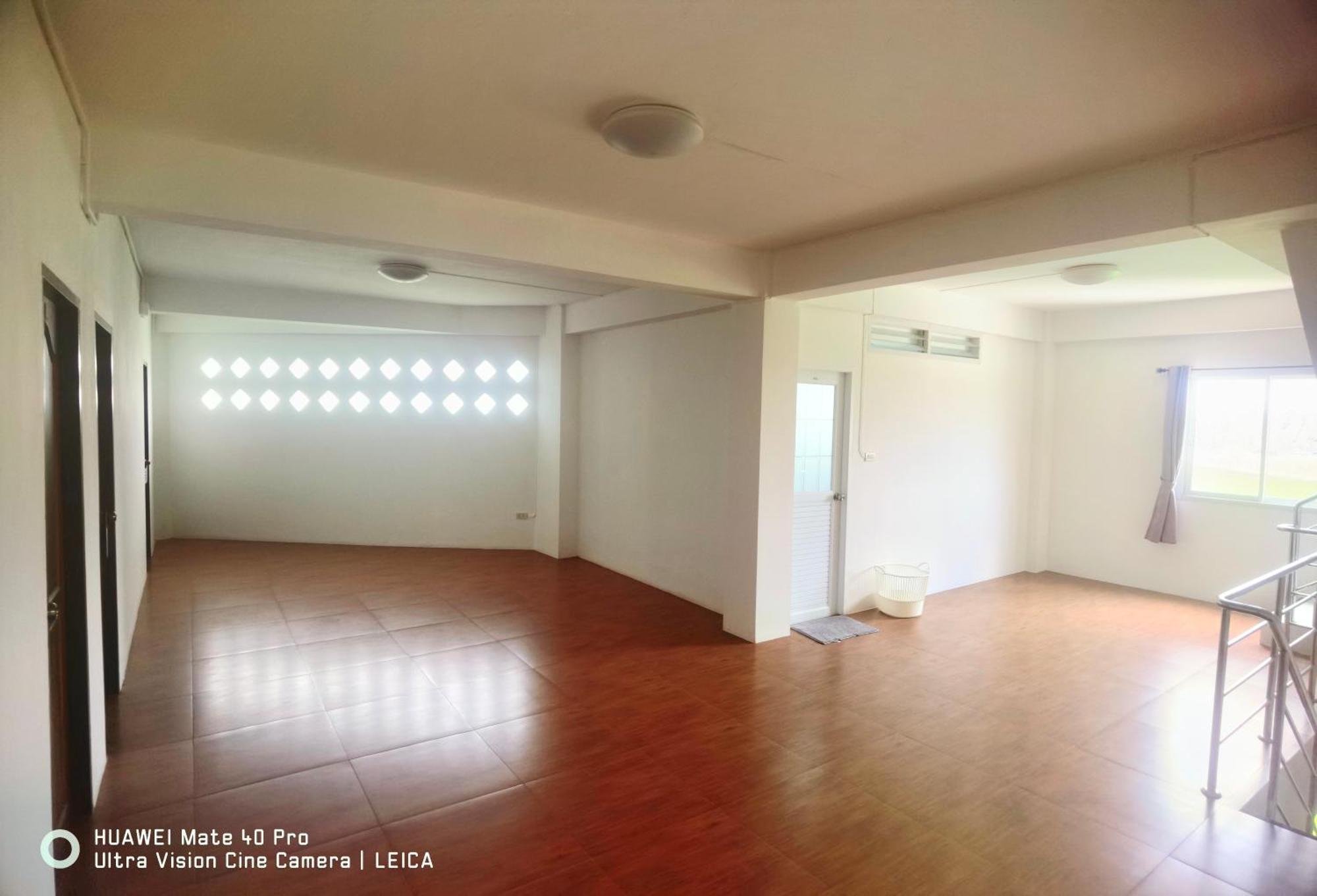 115 Townhouse Ξενοδοχείο Ban Khlong Krang Εξωτερικό φωτογραφία