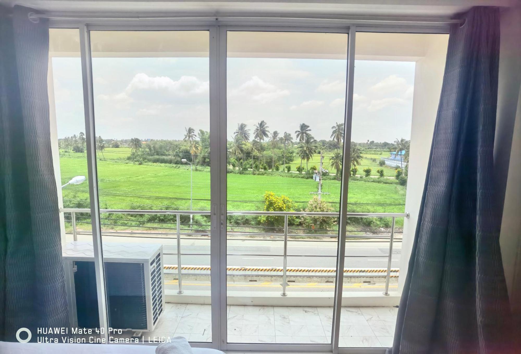 115 Townhouse Ξενοδοχείο Ban Khlong Krang Εξωτερικό φωτογραφία